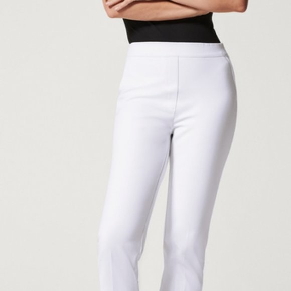 NEW Spanx Slim Straight Ankle Stretch Smoothing Pants Ultimate Opacity in White - Picture 2 of 16